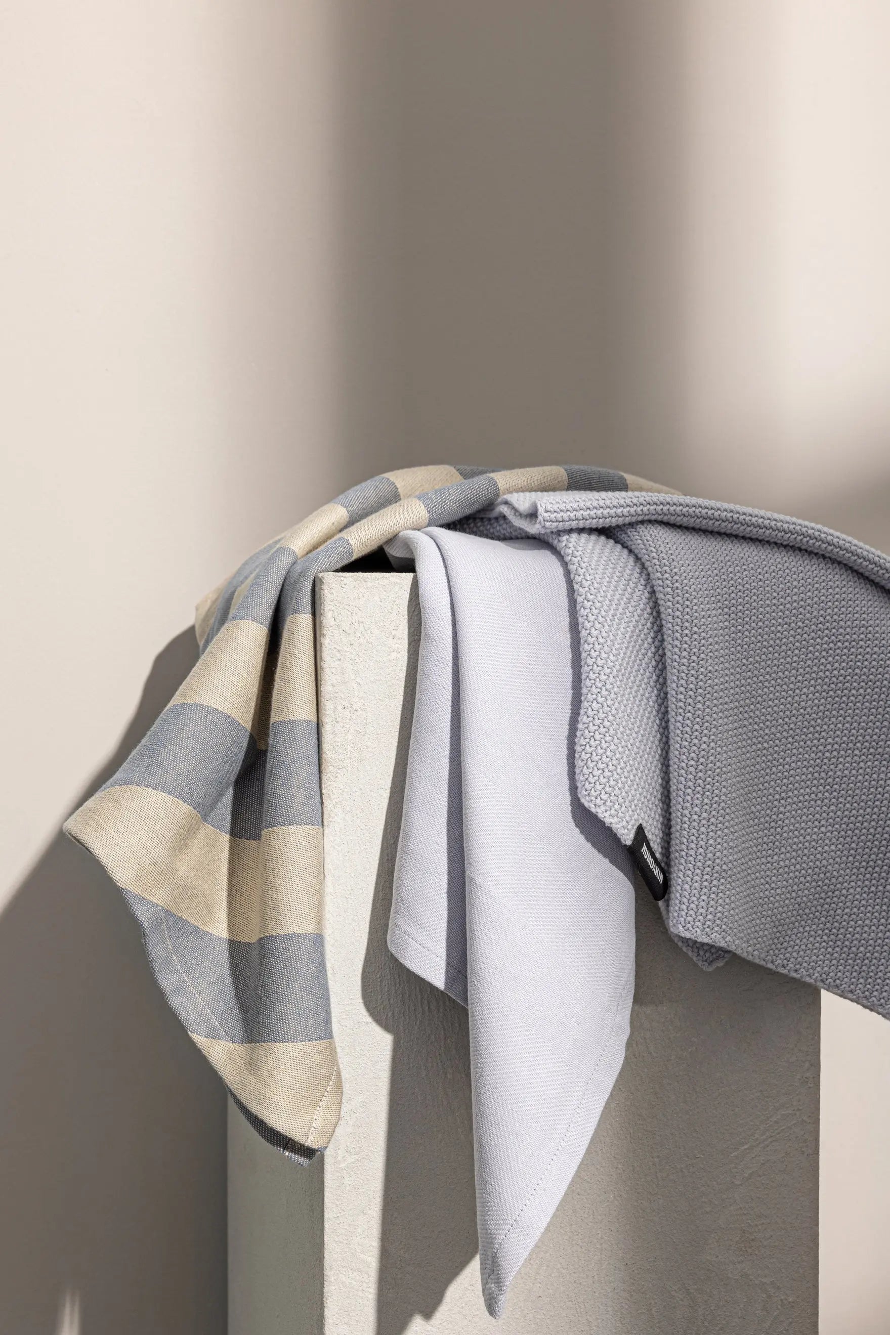 HUMDAKIN Strikket karklud Organic Textiles 215 Blue Glass